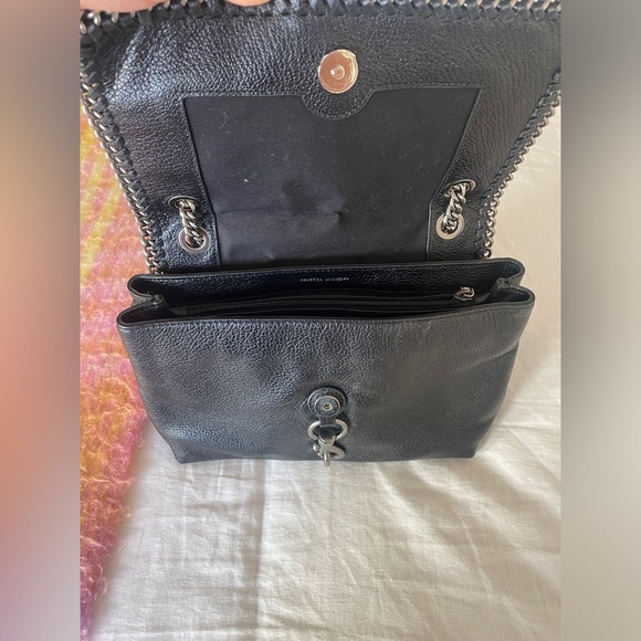 Rebecca Minkoff Edie Leather Flag Shoulder Bag - Picture 5 of 6